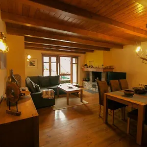 Aneto Apartamento Les Bordes